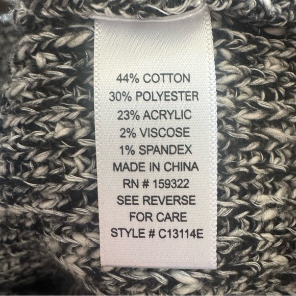 Evereve Black and White Button-Up Cardigan - Picture 4 of 5